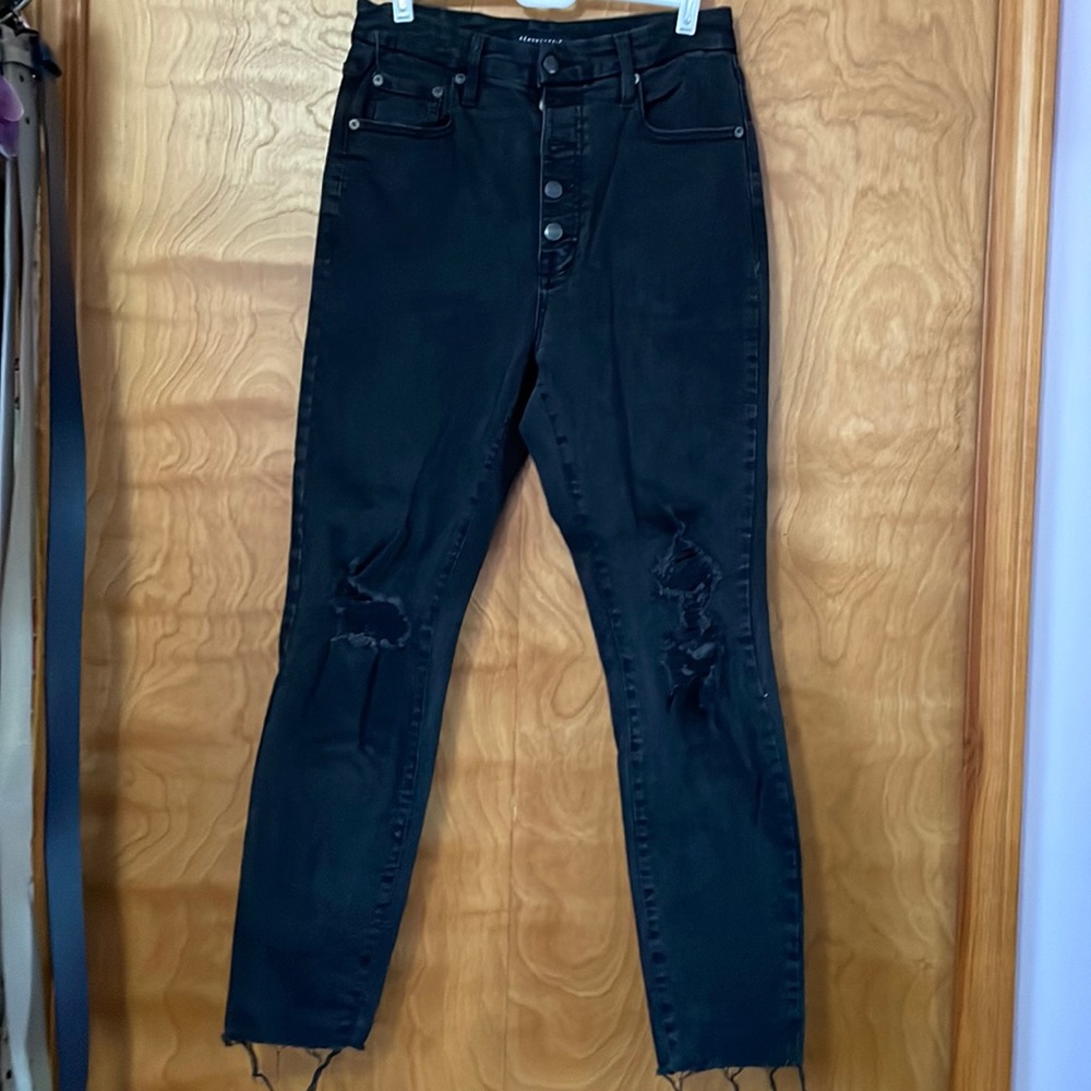 Aeropostale size 10R, inseam 28, black super high rise curvy jegging